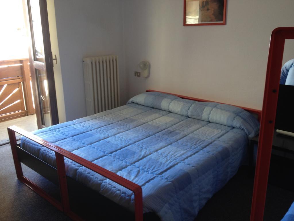 Hotel Rododendro Foppolo Oda fotoğraf