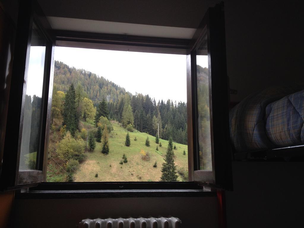 Hotel Rododendro Foppolo Oda fotoğraf